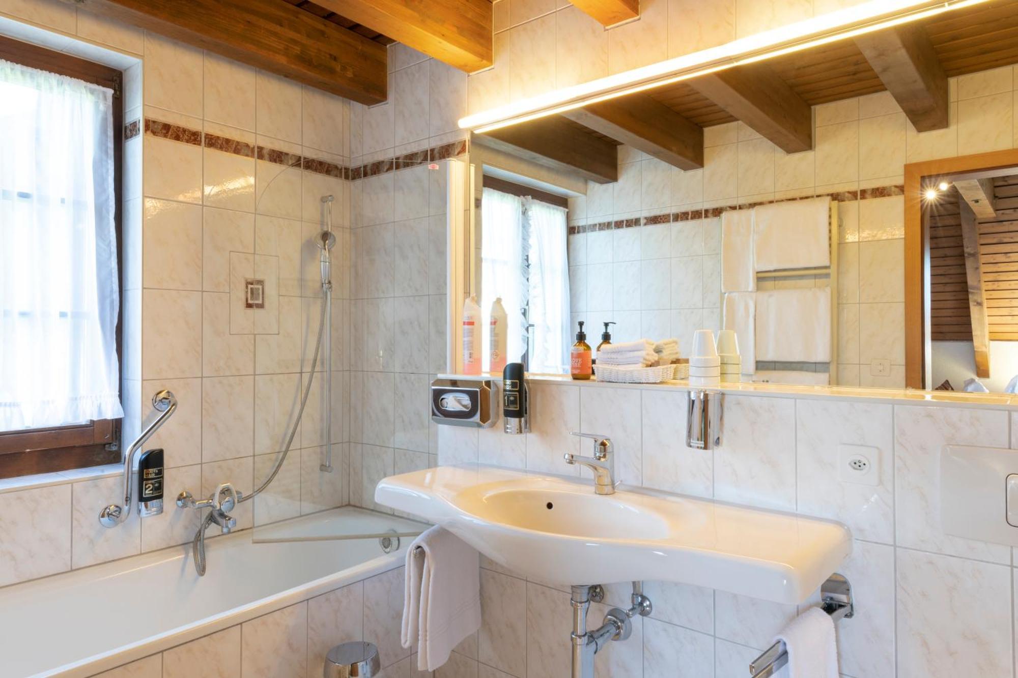 Hotel & Wellnesshotel Gerbi Weggis